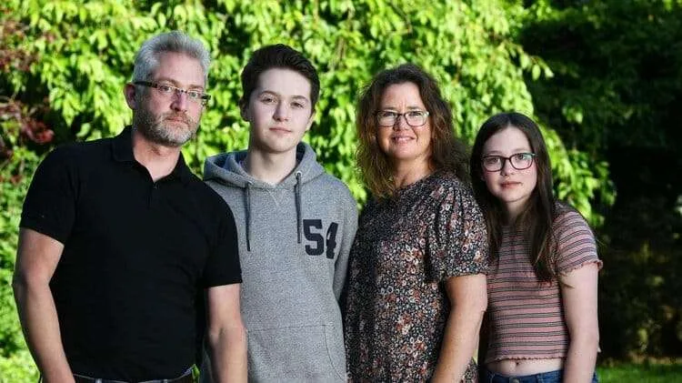 Boy who said he developed narcolepsy after swine flu vaccine settles court case